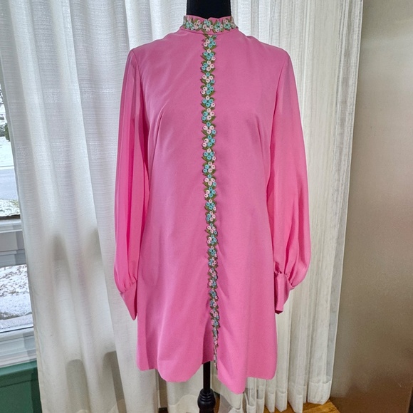 Dresses & Skirts - Vintage 1960s dress, bouffant sleeves, bubblegum pink, embroidered trim, 8 (Med)